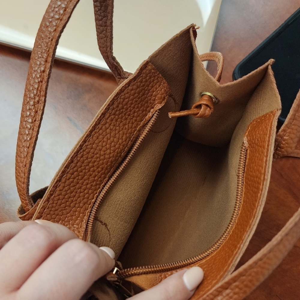 🔥Tan Mini Handbag🔥 - Picture 6 of 7